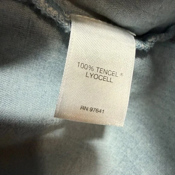 J Jill L Denim Bell Sleeve Chambray Top Lightweight Tencel Boho Minimalist - Picture 8 of 9